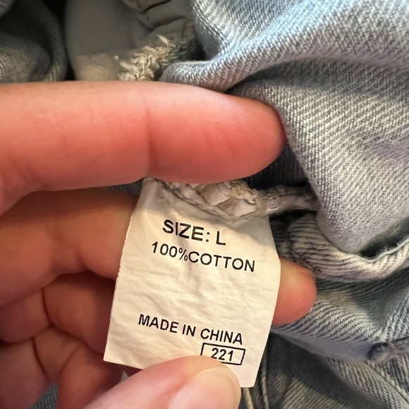 Sleeveless Denim romper Large NWT - Picture 6 of 6